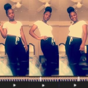 Meet your Posher, Abreii